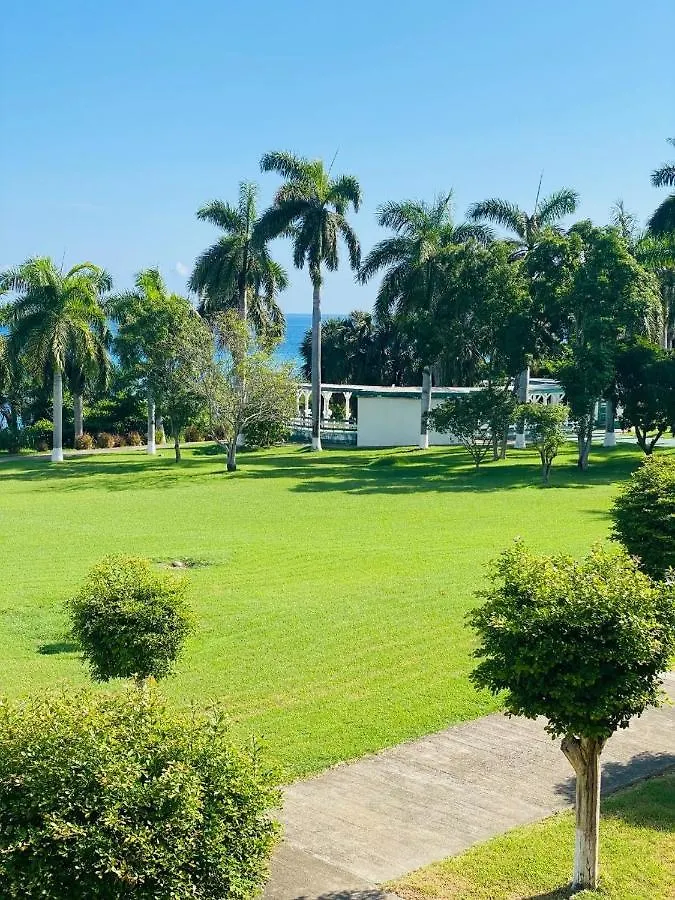 Guest house Seacastle Deluxe Studio Montego Bay Jamaica