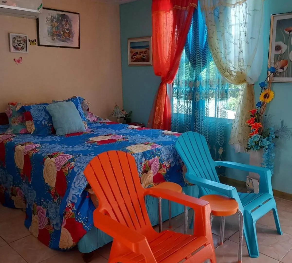 Seacastle Deluxe Studio Montego Bay Guest house