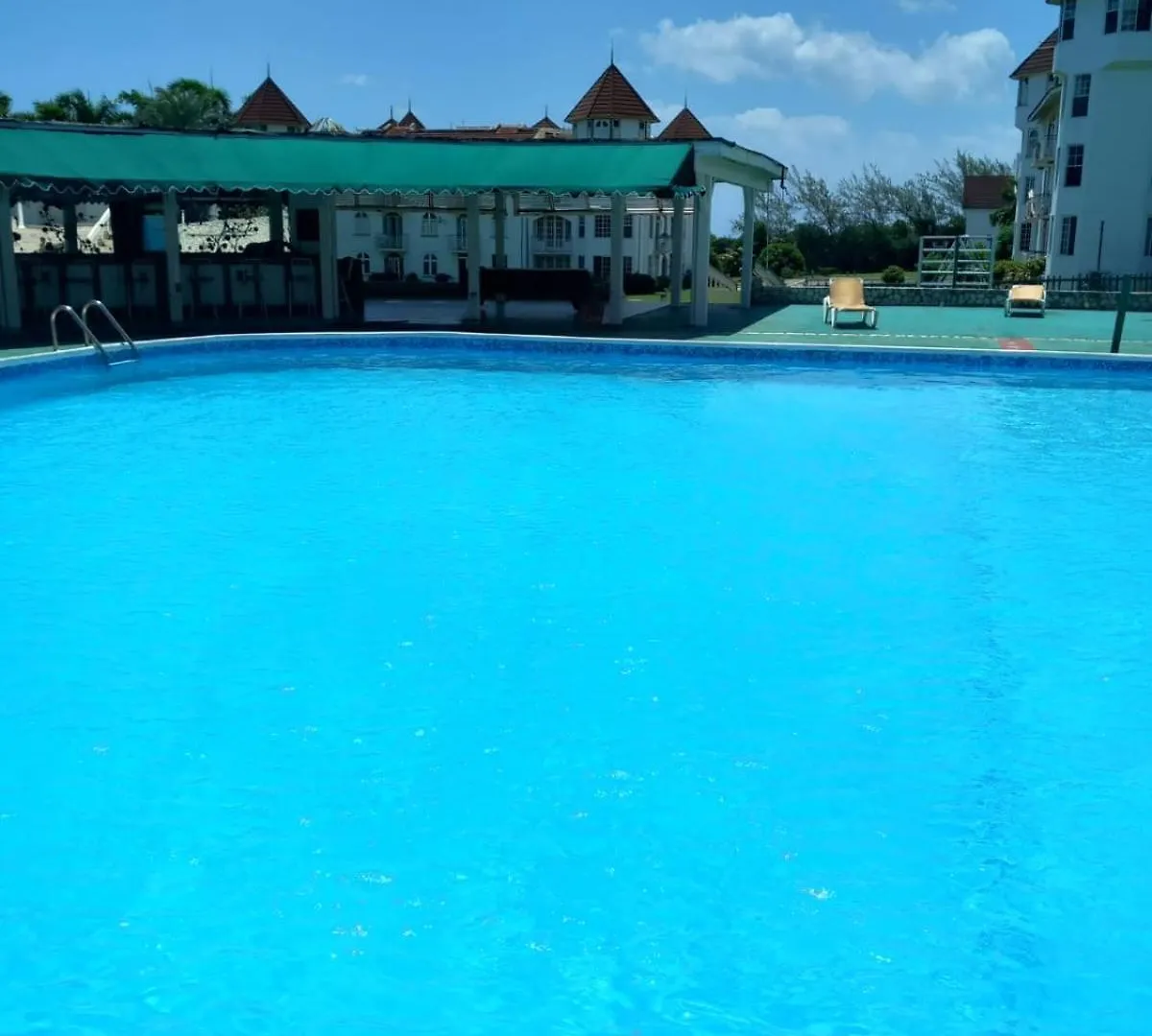 Seacastle Deluxe Studio Montego Bay 0*,