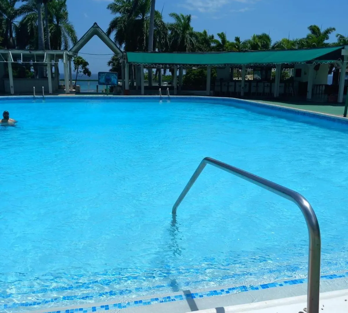 Seacastle Deluxe Studio Montego Bay Guest house