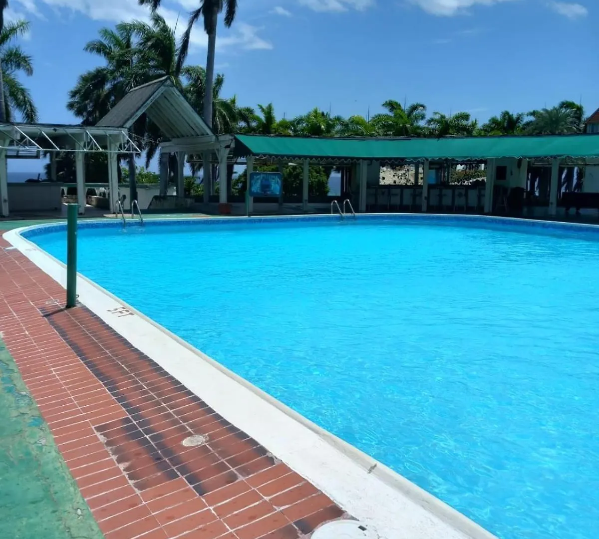 Seacastle Deluxe Studio Montego Bay